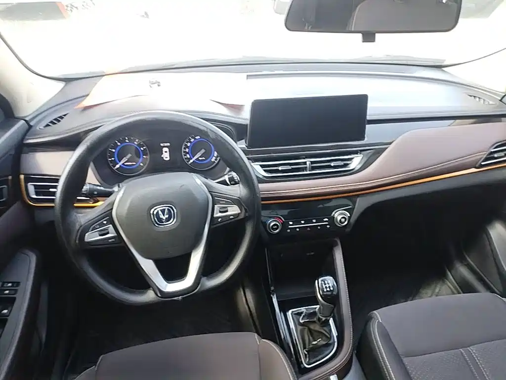 Changan Eado DT — миниатюра 10