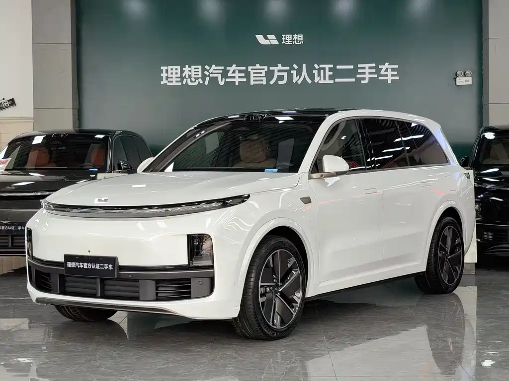 Li Auto Li L9 2025