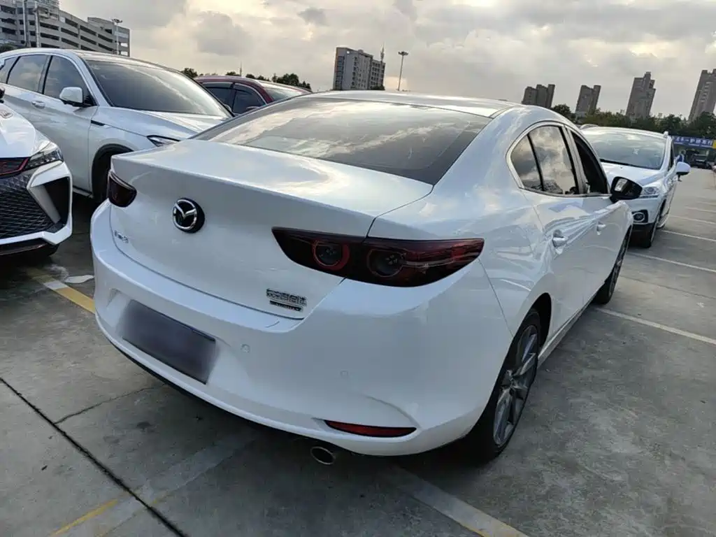 Mazda 3 Axela — миниатюра 7