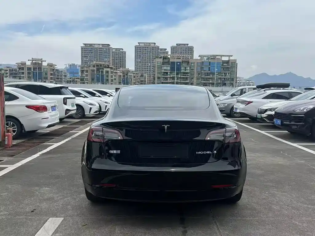 Tesla Model 3 — фотографии объявления, Фото 5