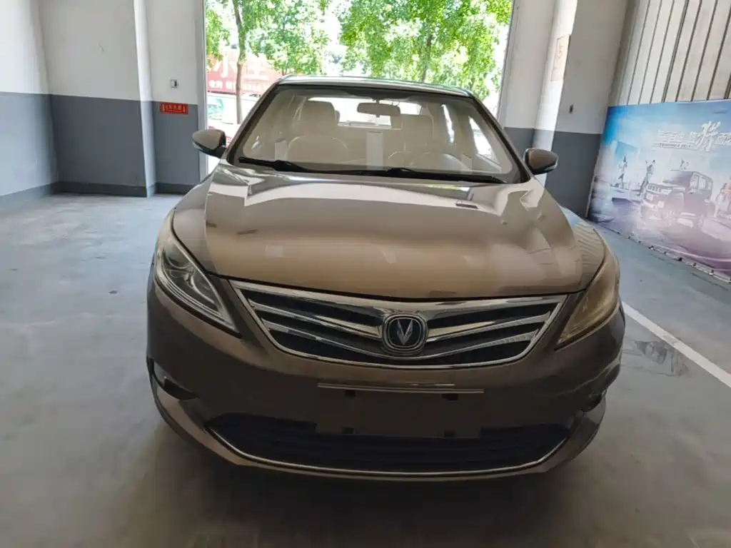 Changan Eado 2015 1.6L MT Luxury V