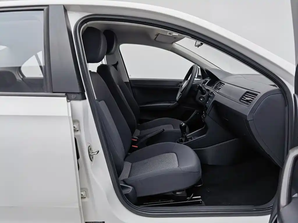 Volkswagen Santana — миниатюра 23