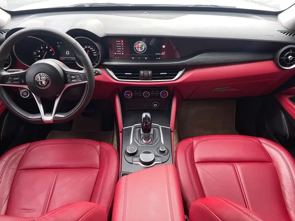Alfa Romeo Stelvio — миниатюра 7