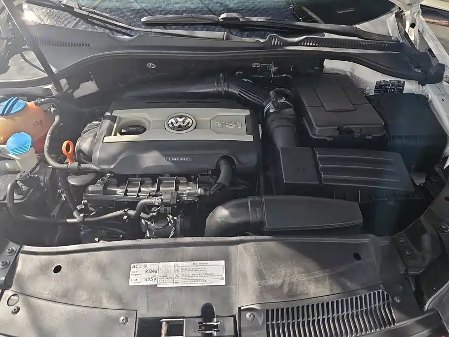 Volkswagen Golf GTI — миниатюра 10