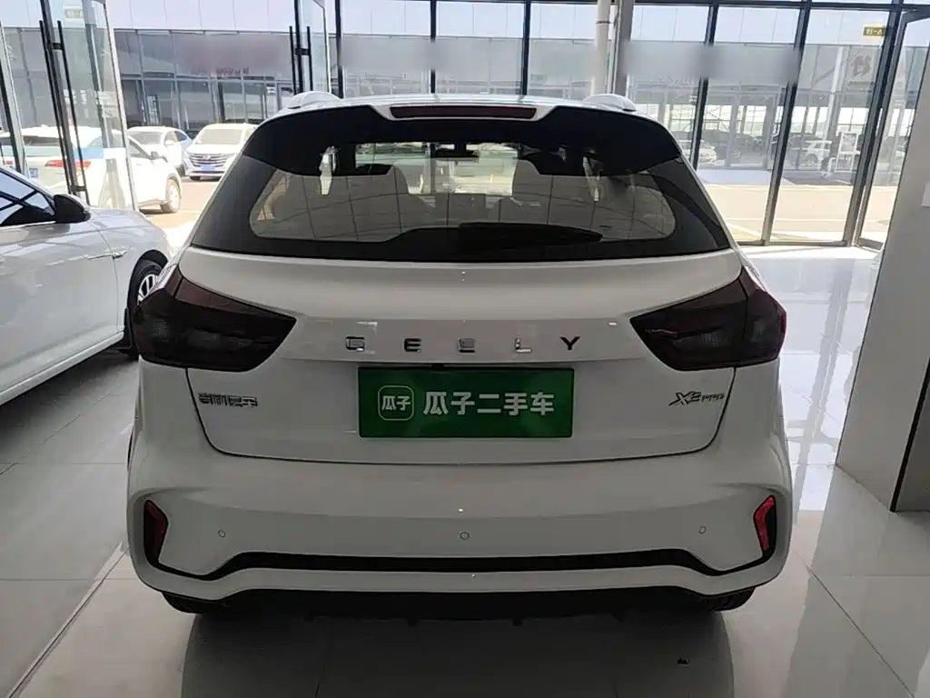 Geely Vision X3 — миниатюра 6