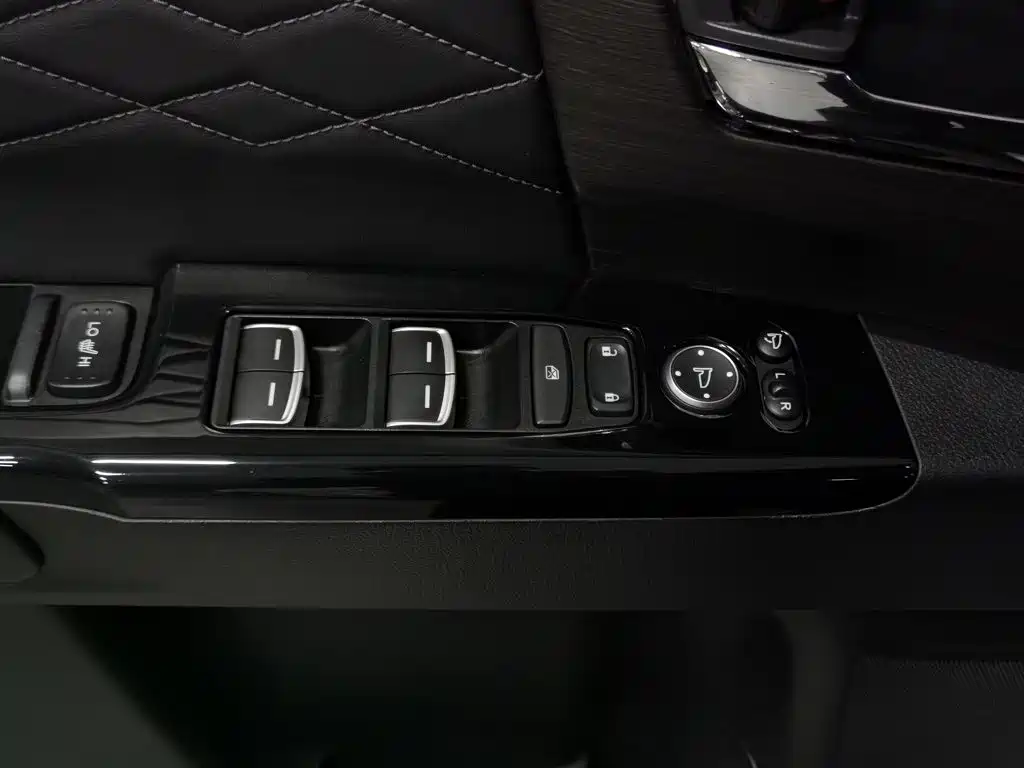 Honda Elysion — миниатюра 9