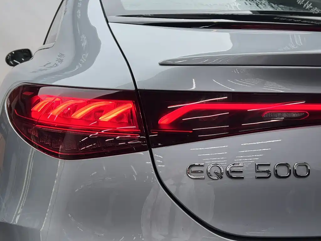 Mercedes-Benz EQE — миниатюра 9