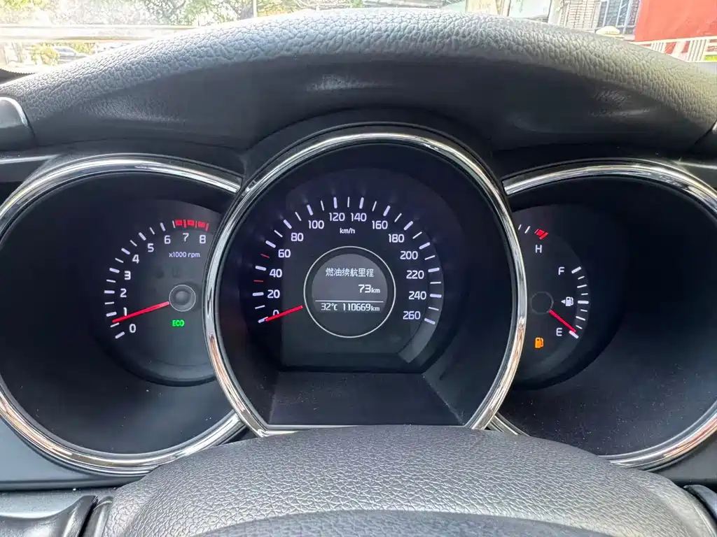 Kia K5 — миниатюра 5