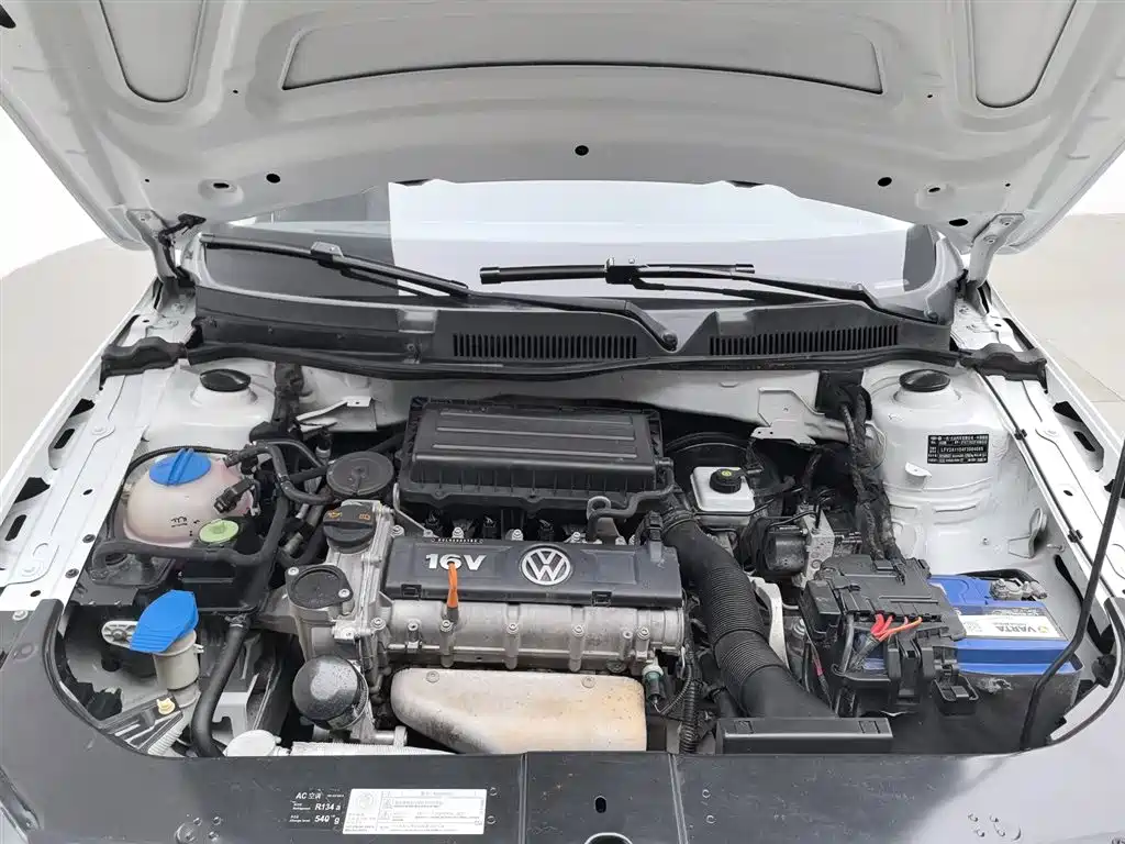 Volkswagen Bora 2014 1.6L MT Comfort