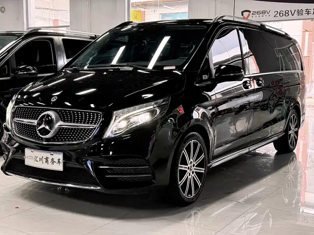 Mercedes-Benz V-Class 2022 V 260 L — фото 1