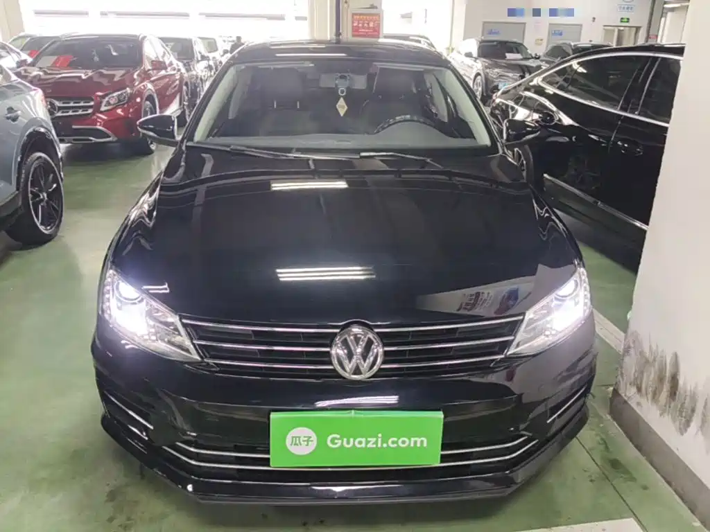 Volkswagen Sagitar — миниатюра 3