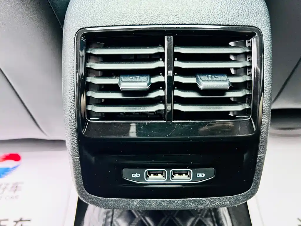 Volkswagen Sagitar — миниатюра 19
