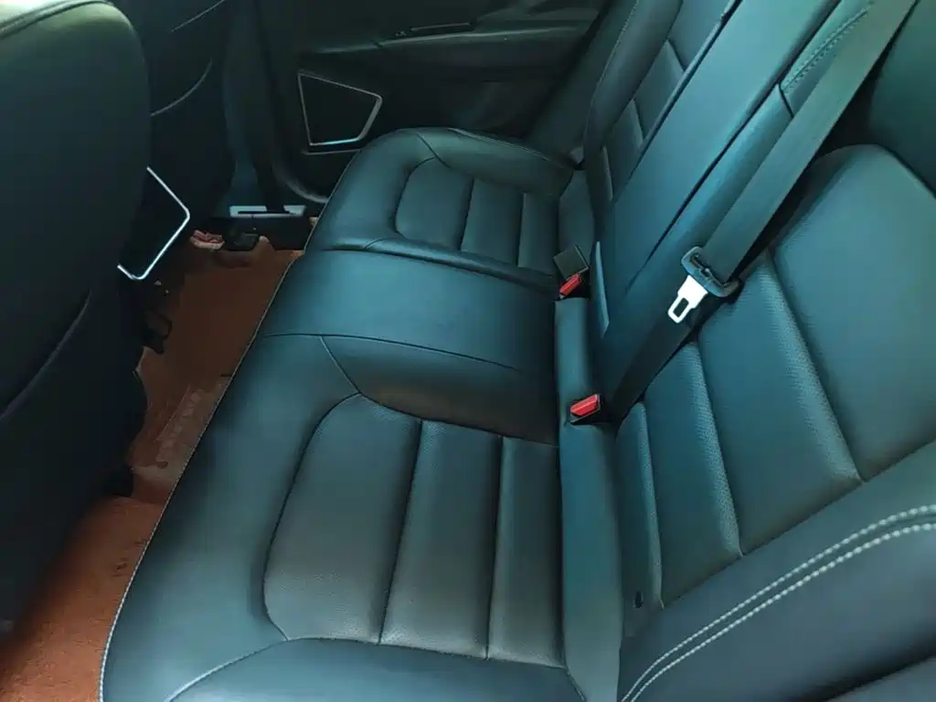 Geely Emgrand GS — миниатюра 17