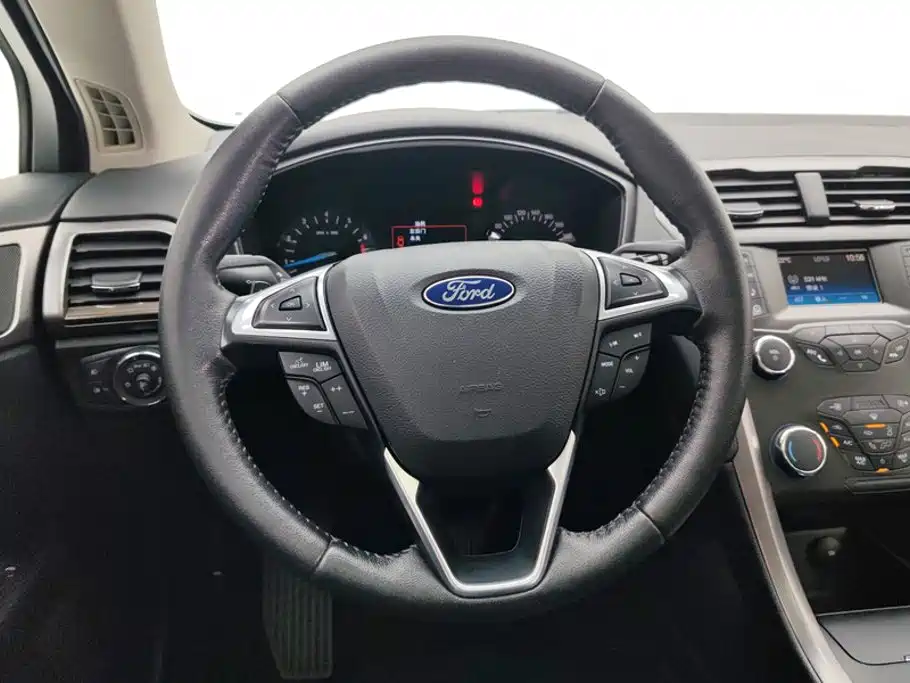 Ford Mondeo — миниатюра 15