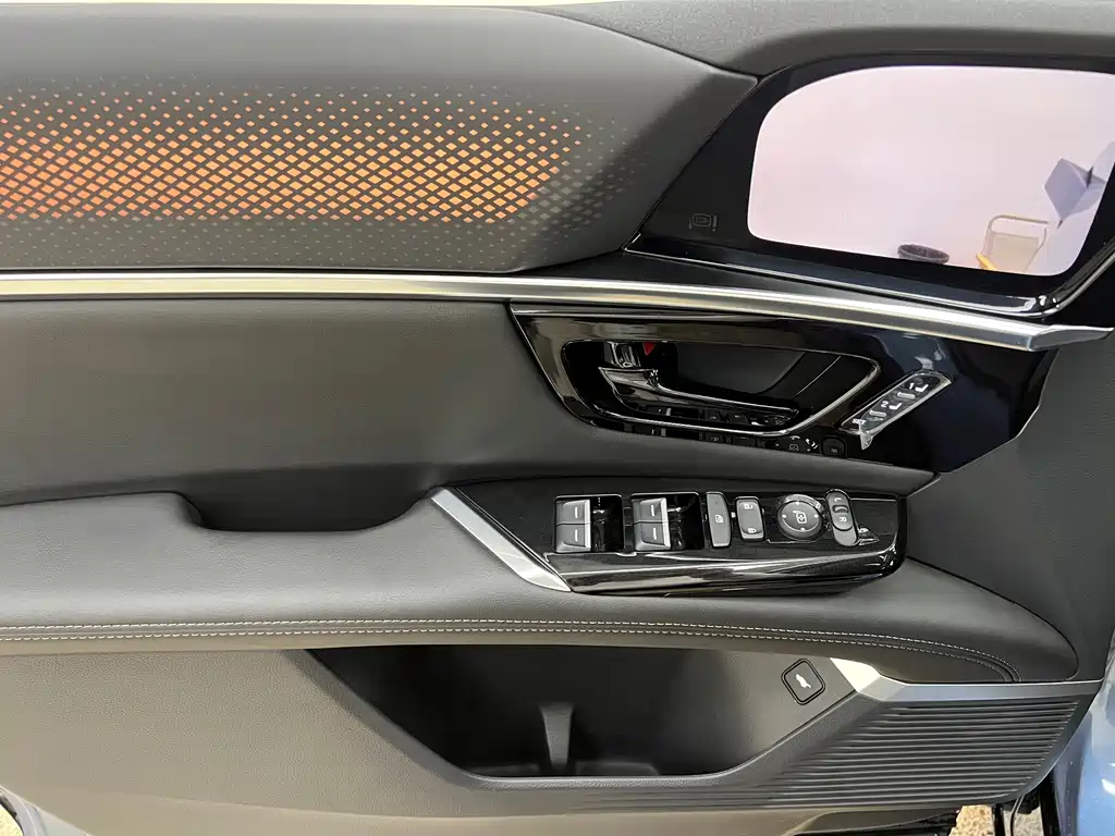 Honda P7 — миниатюра 12