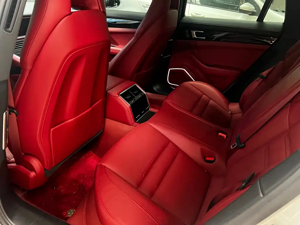 Porsche Panamera — миниатюра 18