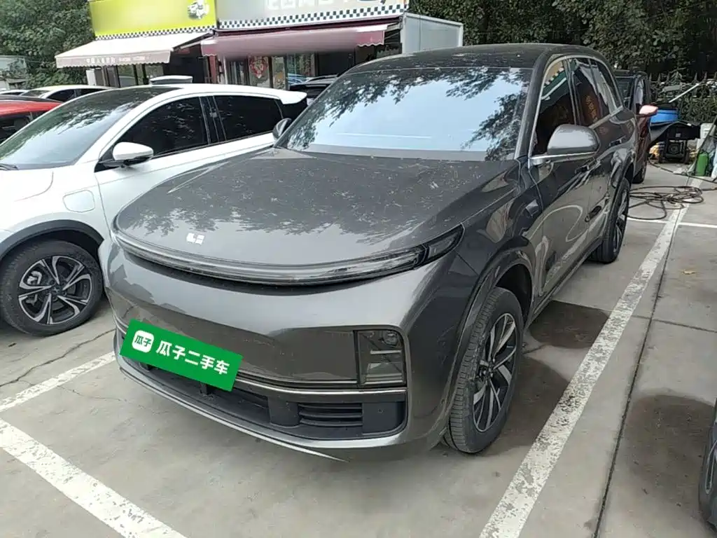 Li Auto L8