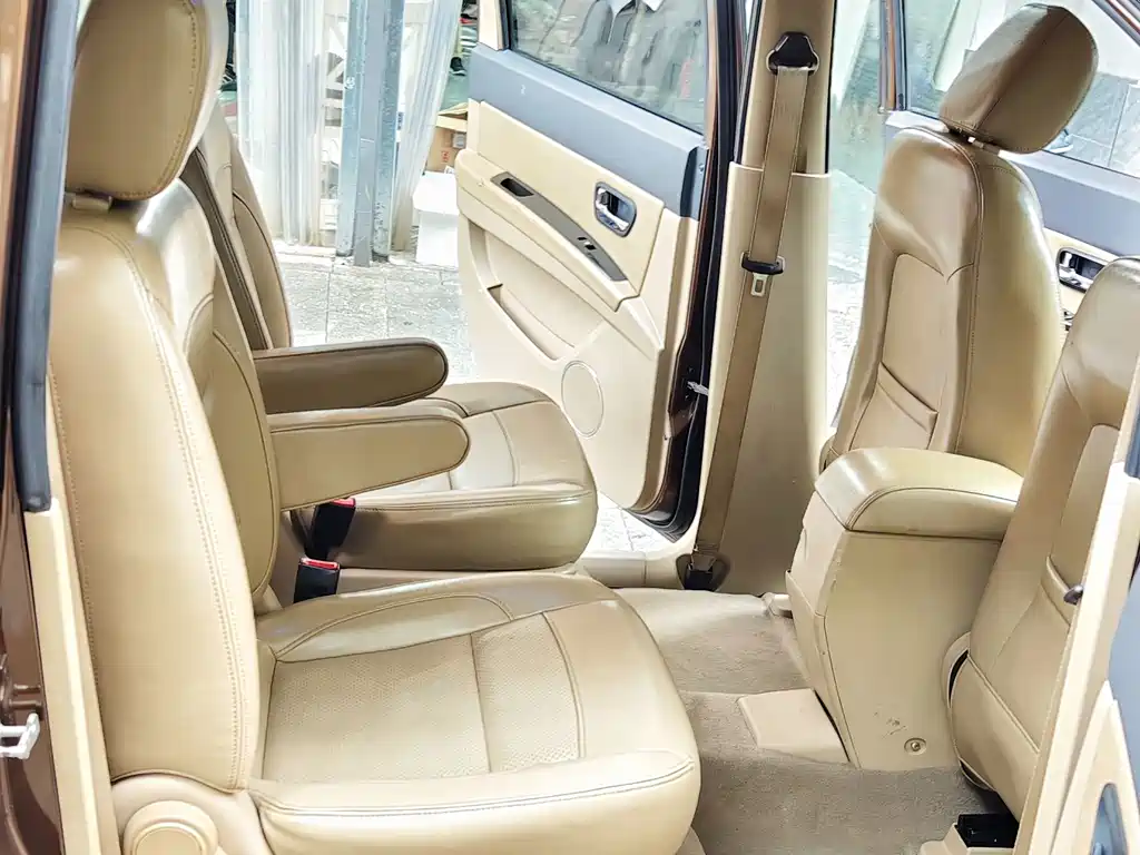 Wuling Hongguang — миниатюра 9