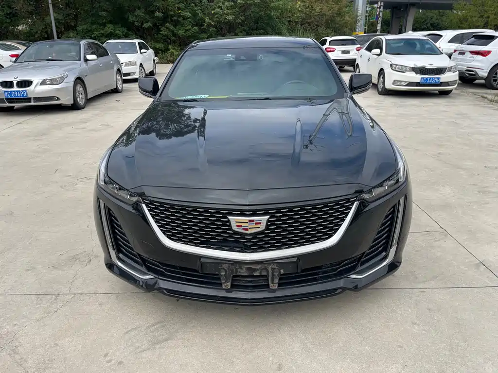 Cadillac CT5 — миниатюра 2