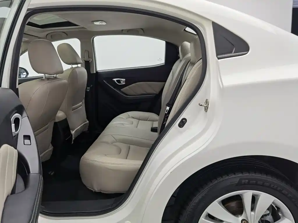 GAC Motor Trumpchi GA3S — миниатюра 15