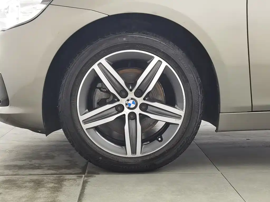 BMW 2 Series Active Tourer — миниатюра 17
