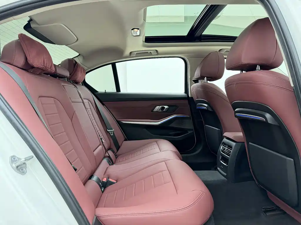 BMW 3 Series — миниатюра 16