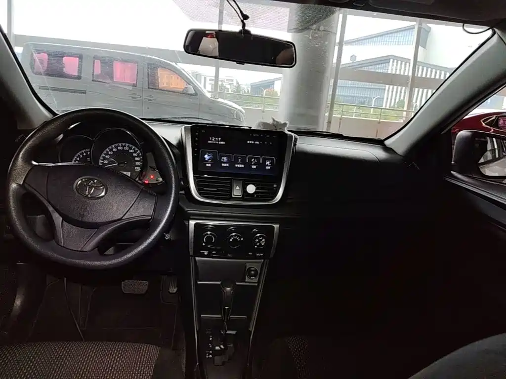 Toyota Vios — миниатюра 10
