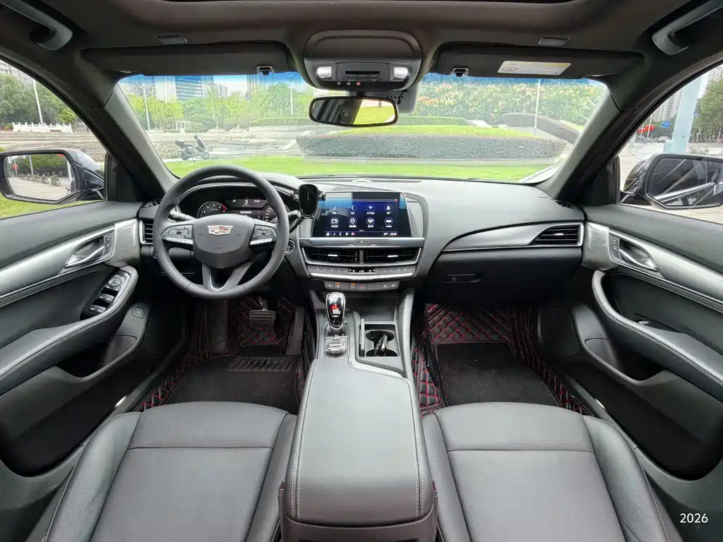 Cadillac CT5 — миниатюра 8