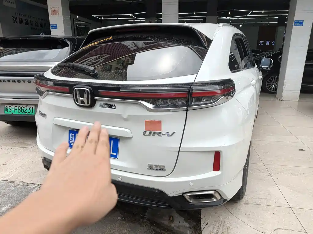 Honda UR-V — миниатюра 5