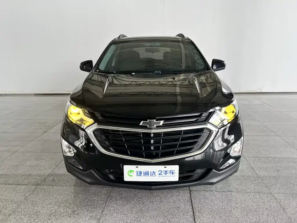 Chevrolet Equinox — миниатюра 12