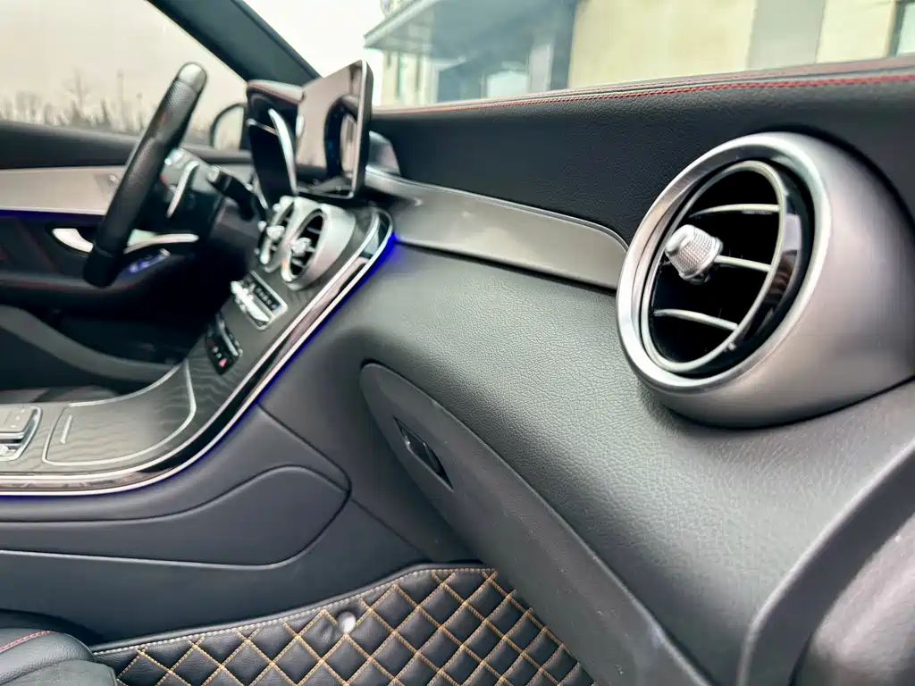 MERCEDES-BENZ GLC AMG