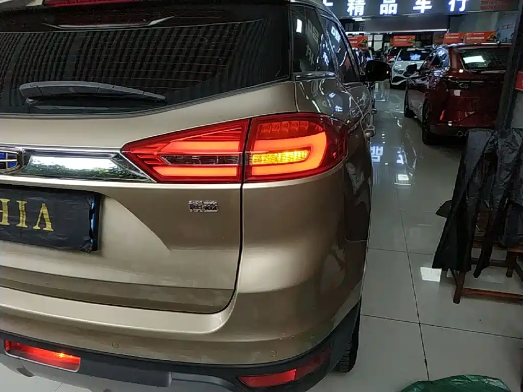Geely Boyue — миниатюра 8