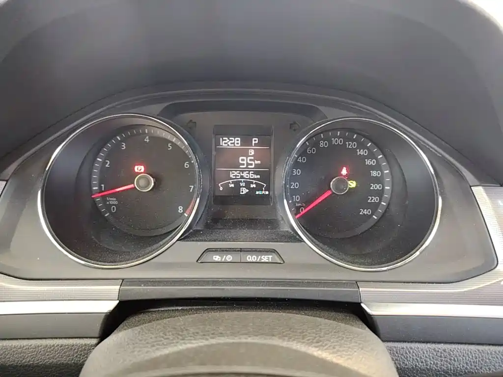 Volkswagen Bora — миниатюра 12