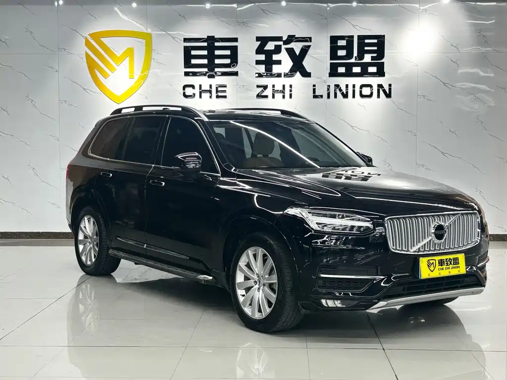 Volvo XC90 2015 T6 7 мест