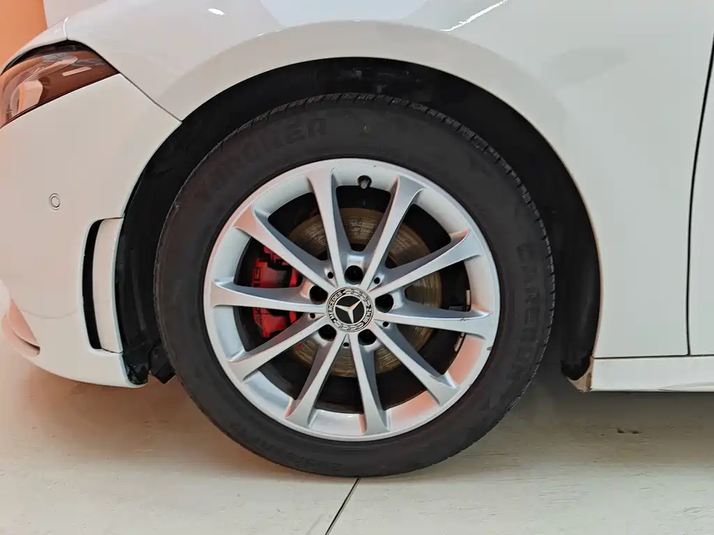 MERCEDES-BENZ A CLASS