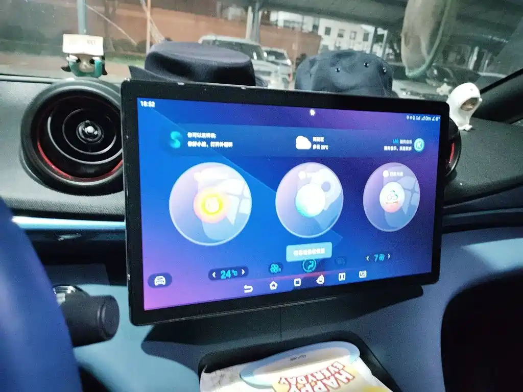 BYD Dolphin — миниатюра 20