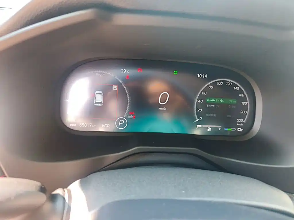 Toyota Wildlander New Energy — миниатюра 7