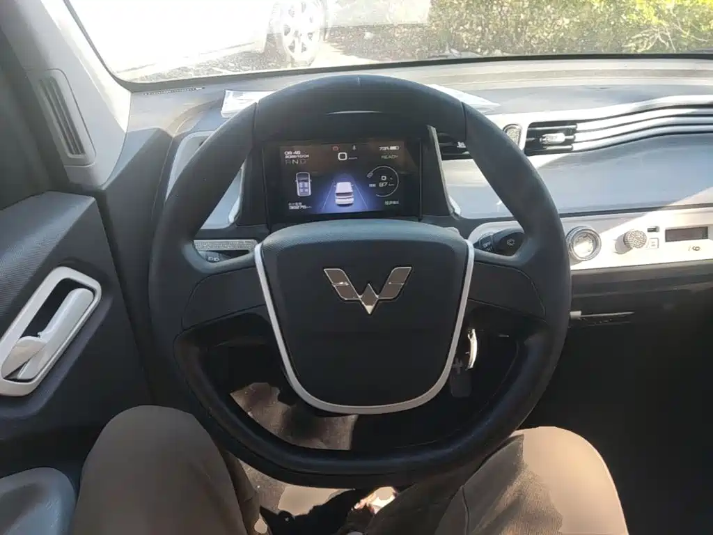 Wuling MINIEV — миниатюра 11