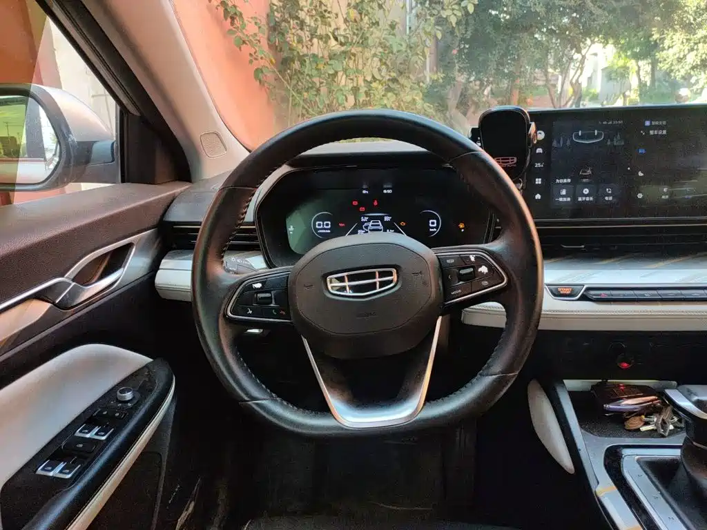 Geely Emgrand L — миниатюра 6