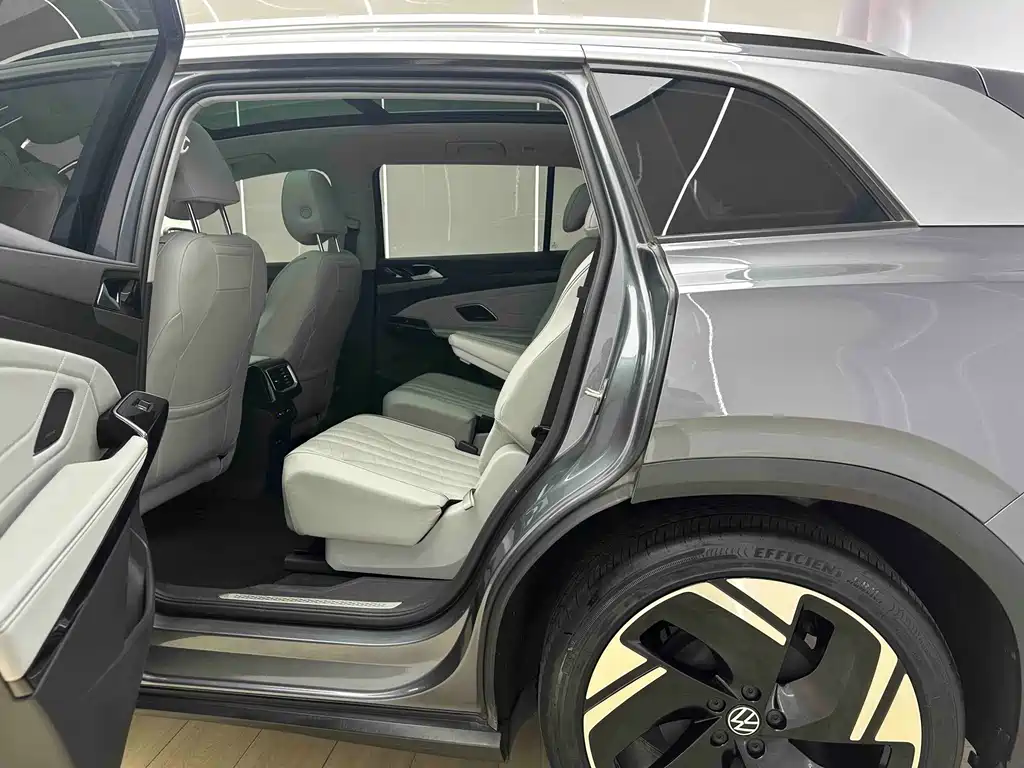 Volkswagen ID.6 X — миниатюра 10