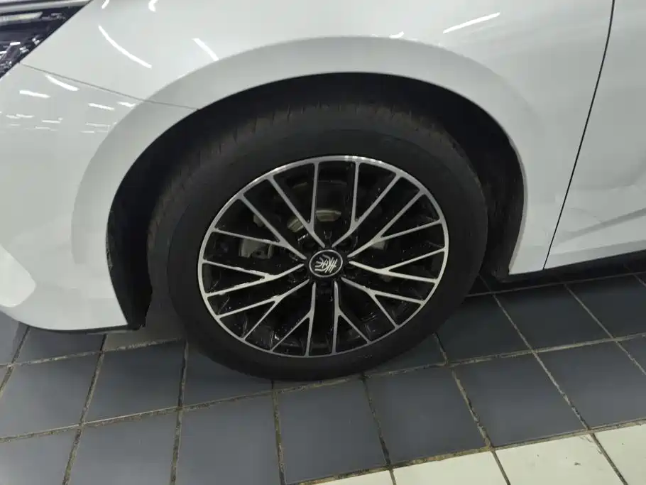 BYD Qin L — миниатюра 6