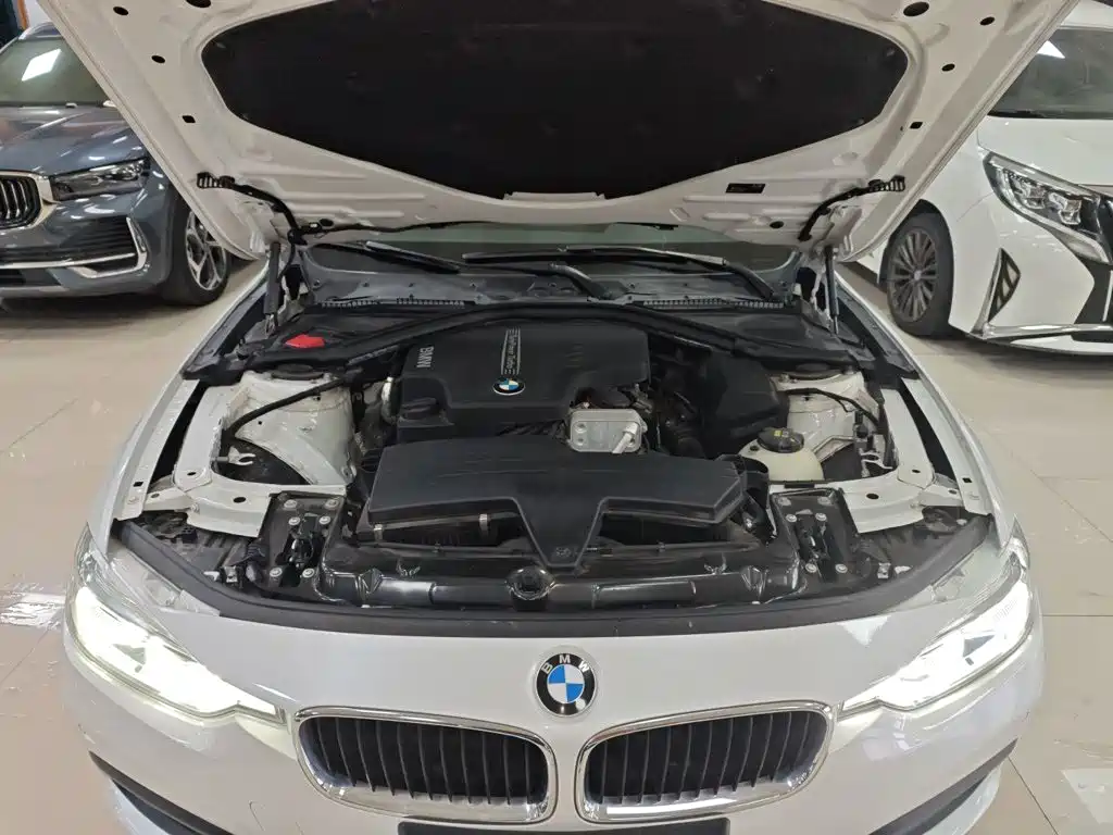 BMW 3 Series — миниатюра 20