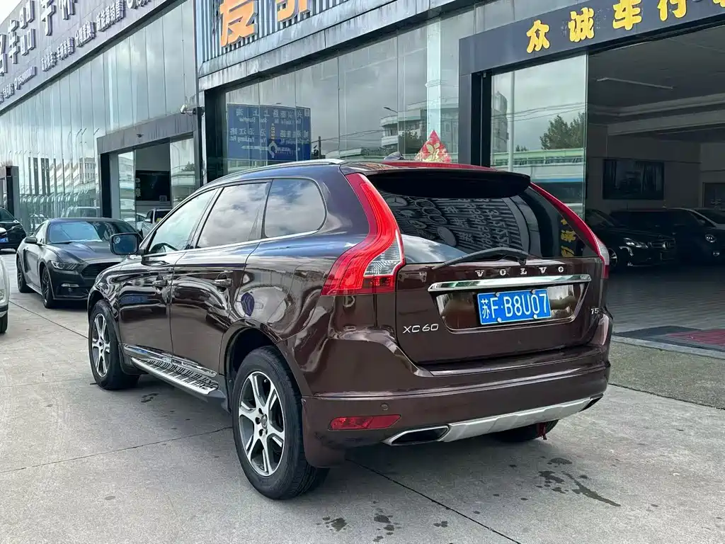 Volvo XC60 (Import) — миниатюра 7