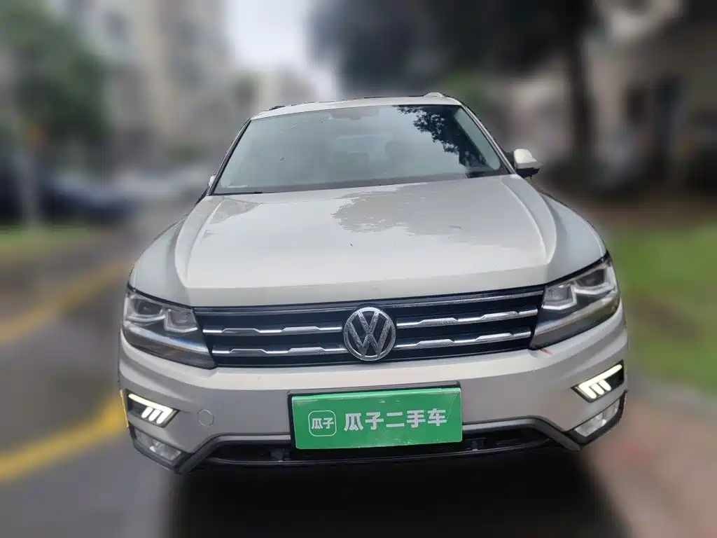 Volkswagen Tiguan L — миниатюра 2