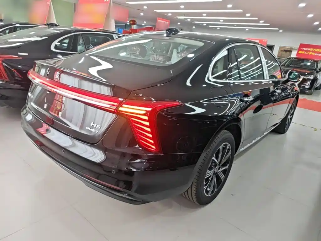 Hongqi Hongqi H5 PHEV — миниатюра 7