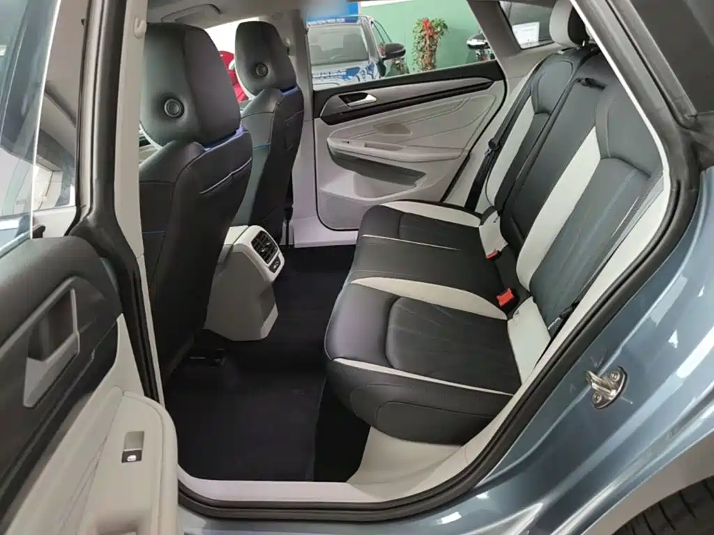 Volkswagen Lamando — миниатюра 17