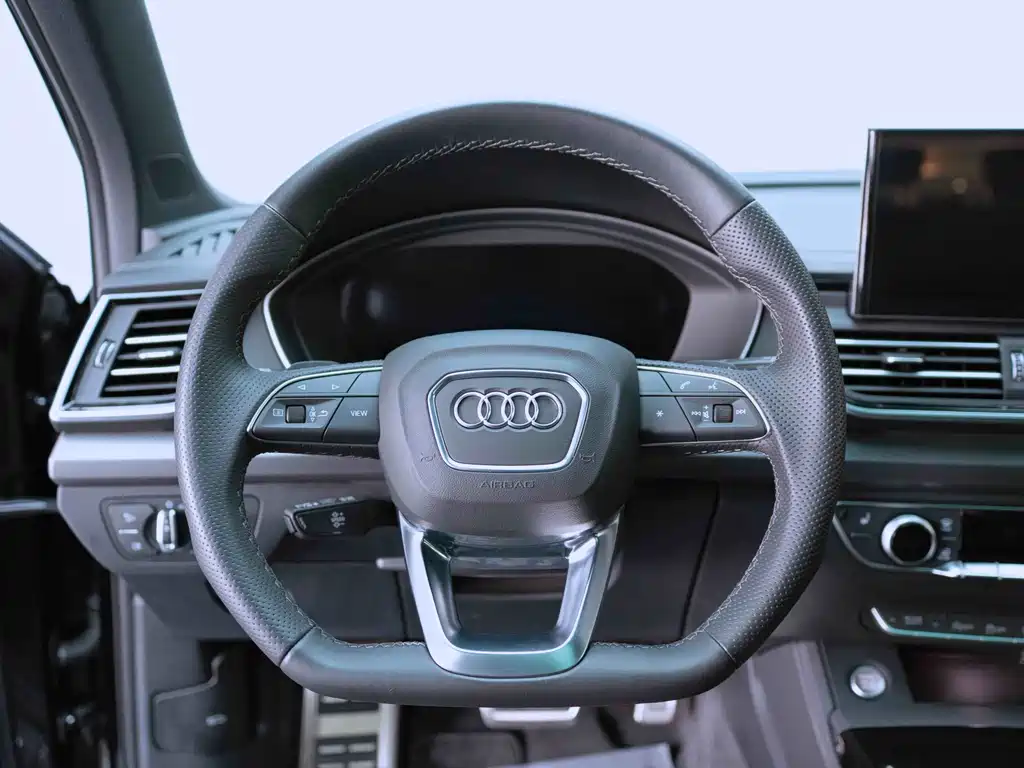 Audi Q5L — миниатюра 12