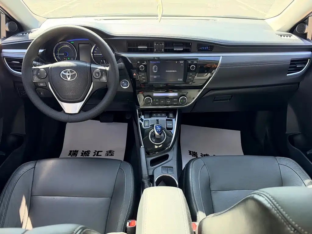 Toyota Corolla — миниатюра 12