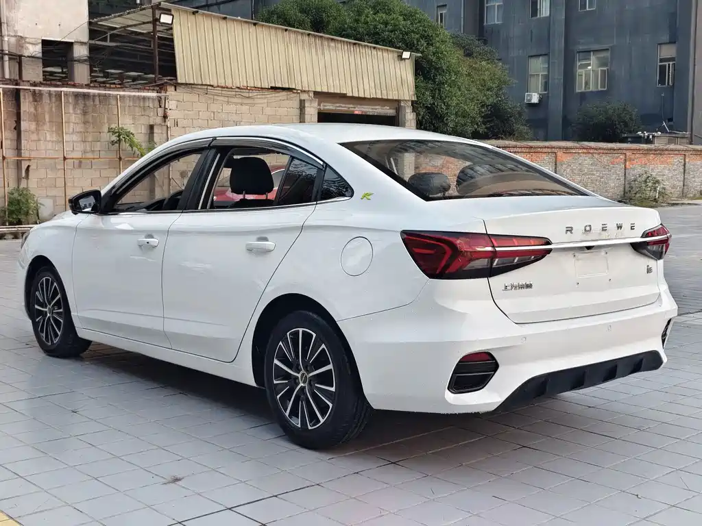 Roewe i5 — миниатюра 14