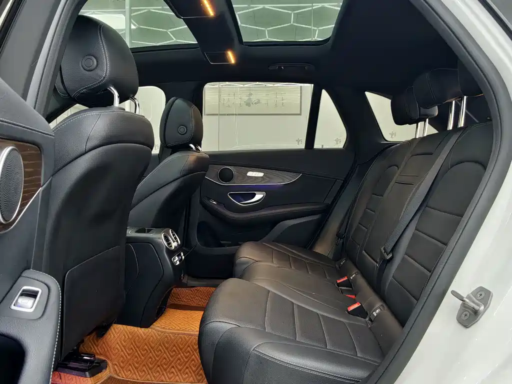 Mercedes-Benz GLC — миниатюра 29